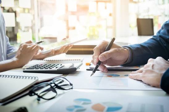 Signs You Need a Payroll Implementation Consultant Right Now
